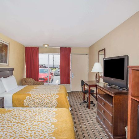 Days Inn By Wyndham Blytheville Esterno foto