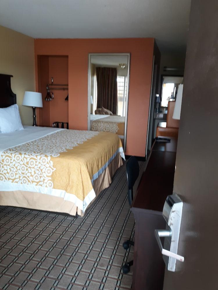 Days Inn By Wyndham Blytheville Esterno foto