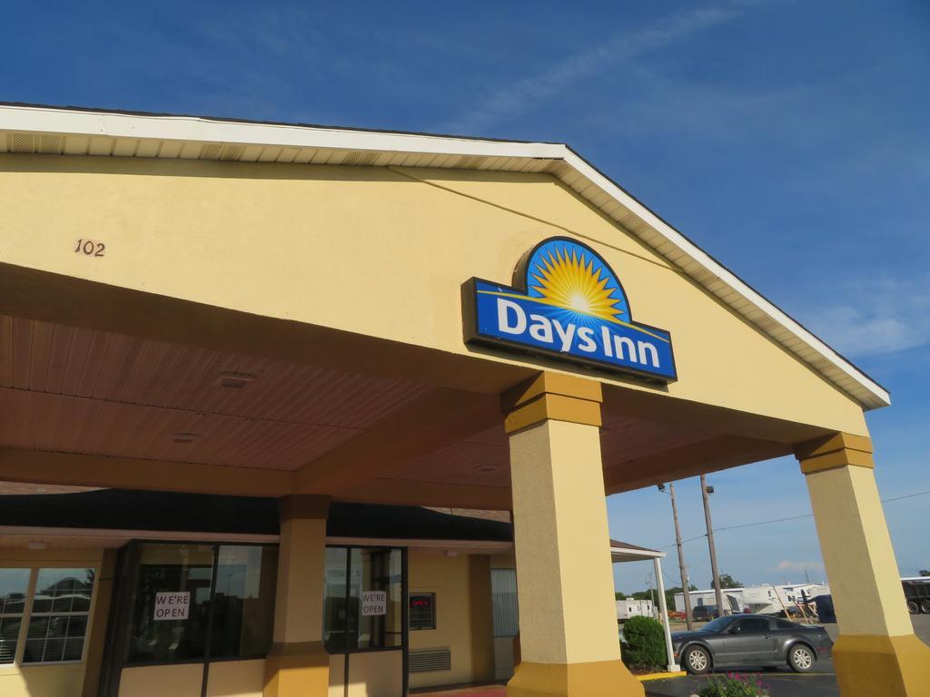 Days Inn By Wyndham Blytheville Esterno foto