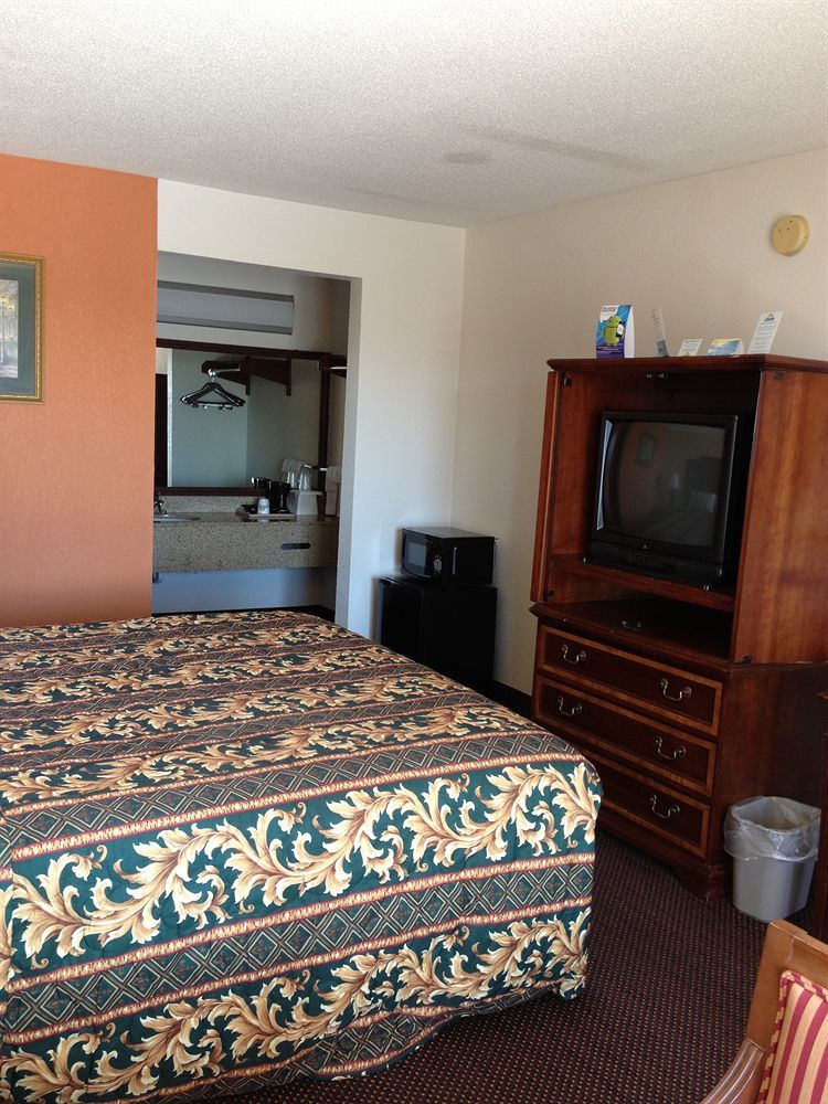 Days Inn By Wyndham Blytheville Esterno foto