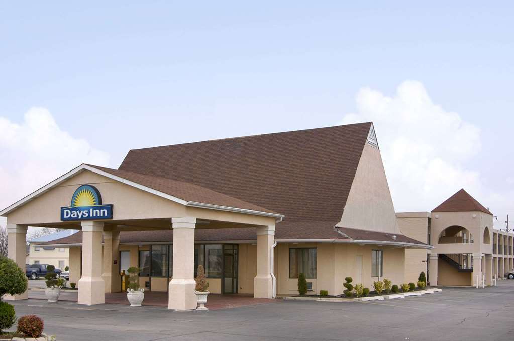 Days Inn By Wyndham Blytheville Esterno foto