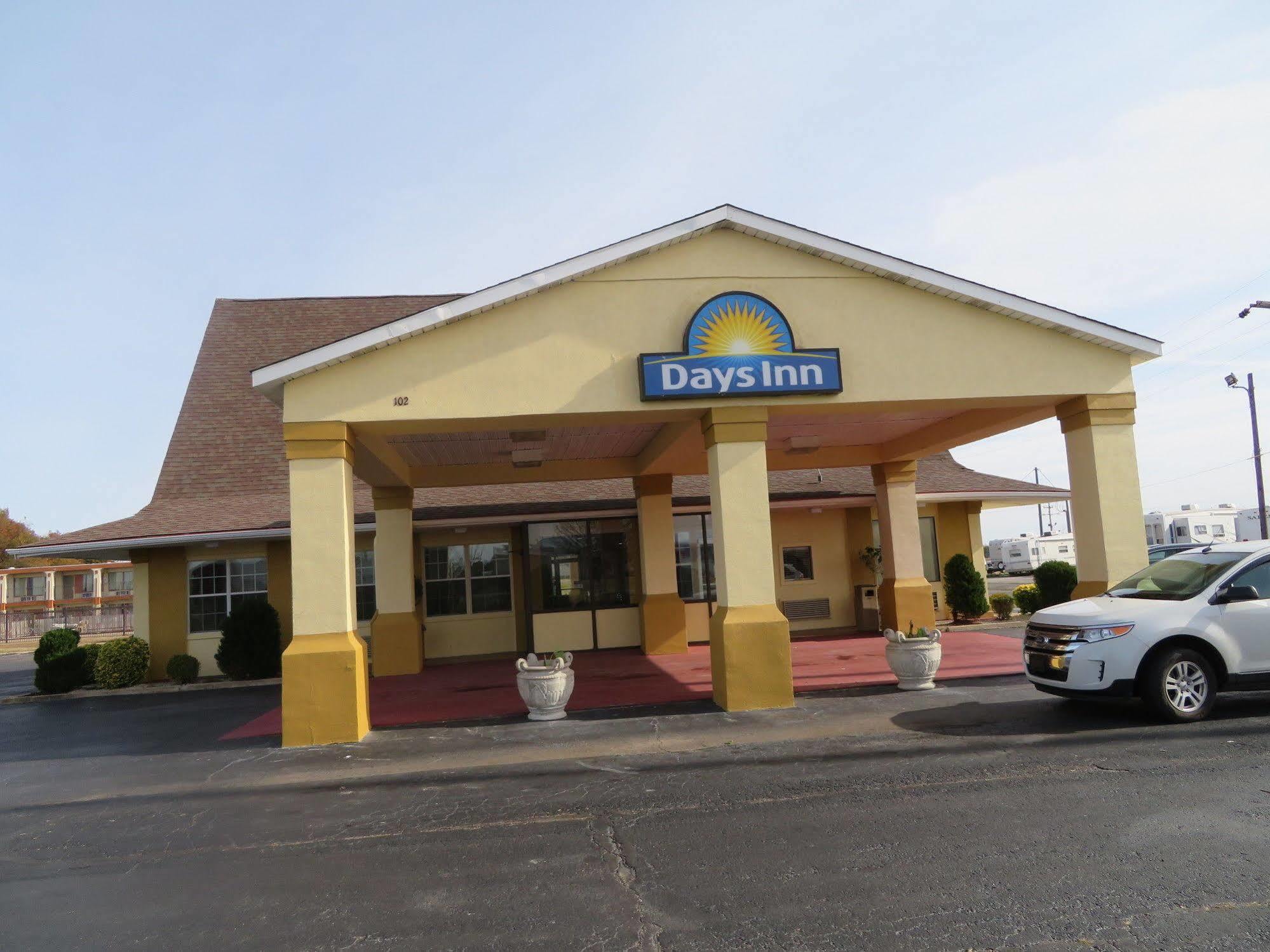Days Inn By Wyndham Blytheville Esterno foto
