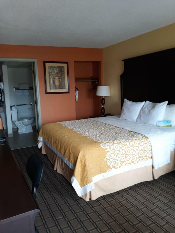 Days Inn By Wyndham Blytheville Esterno foto