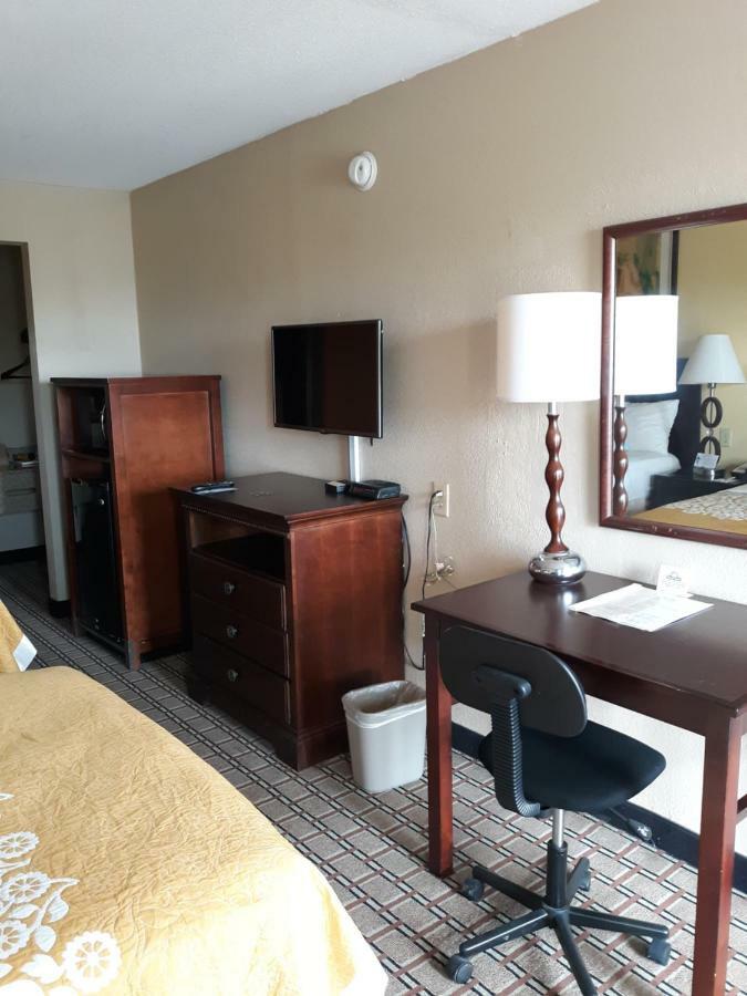 Days Inn By Wyndham Blytheville Esterno foto